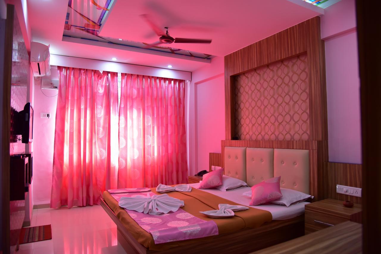 Hotel Sunrise Pangim Exterior foto